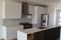 Galapago – White / Black Textured Melamine